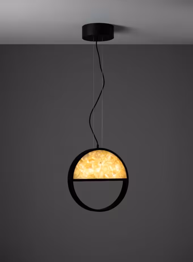 Geometric Circle 1/2 Top Pendant