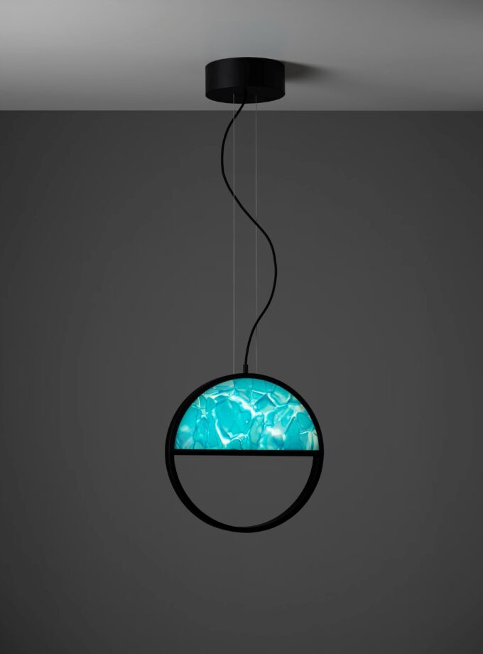 Geometric Circle 1/2 Top Pendant