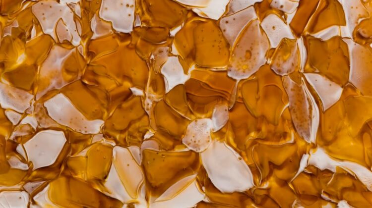 BROKISGLASS: a new dimension in glass
