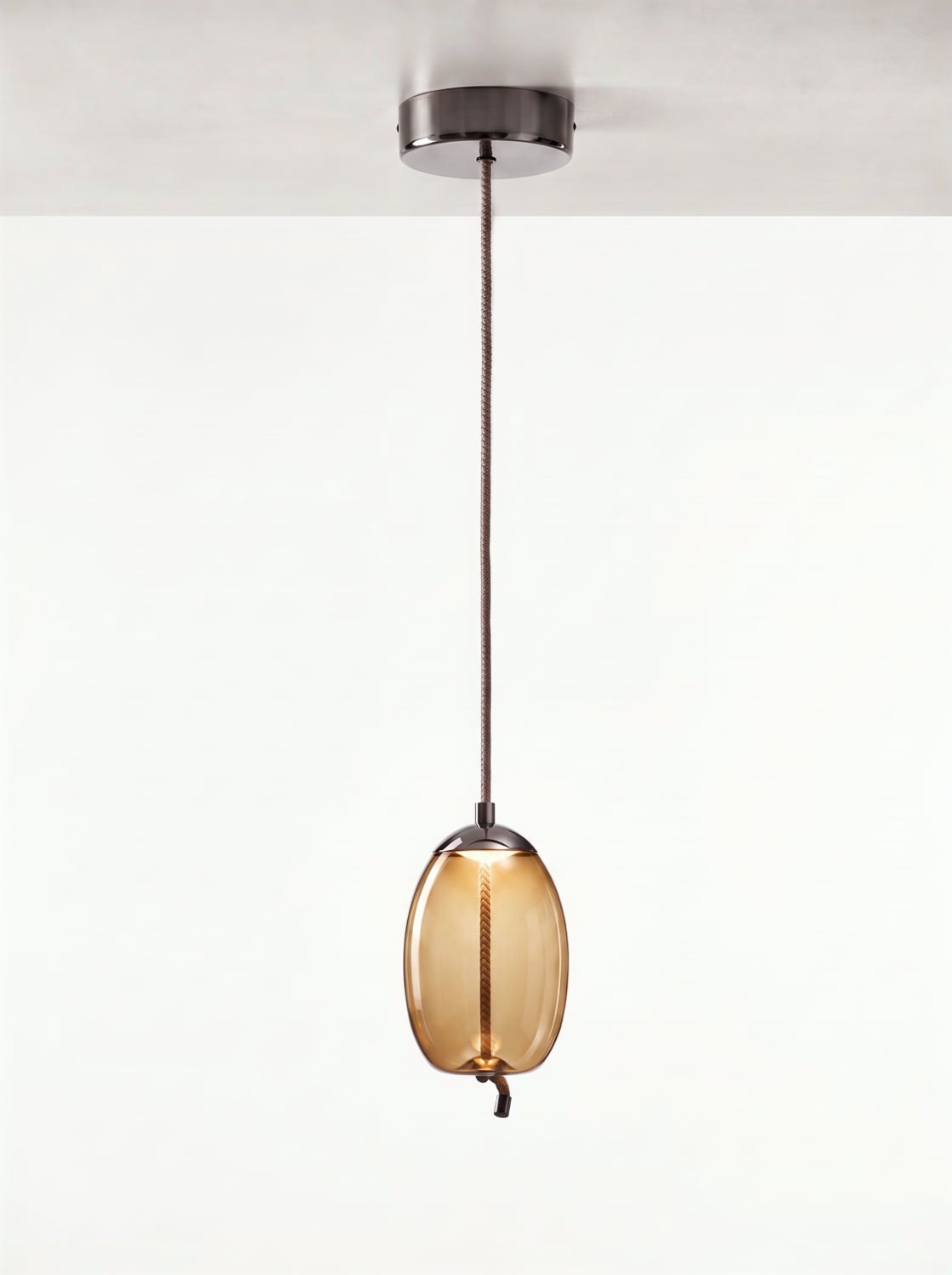 collections_pendant_knot-small-uovo_smoke-brown-glass-and-pvd-black-gun-finish