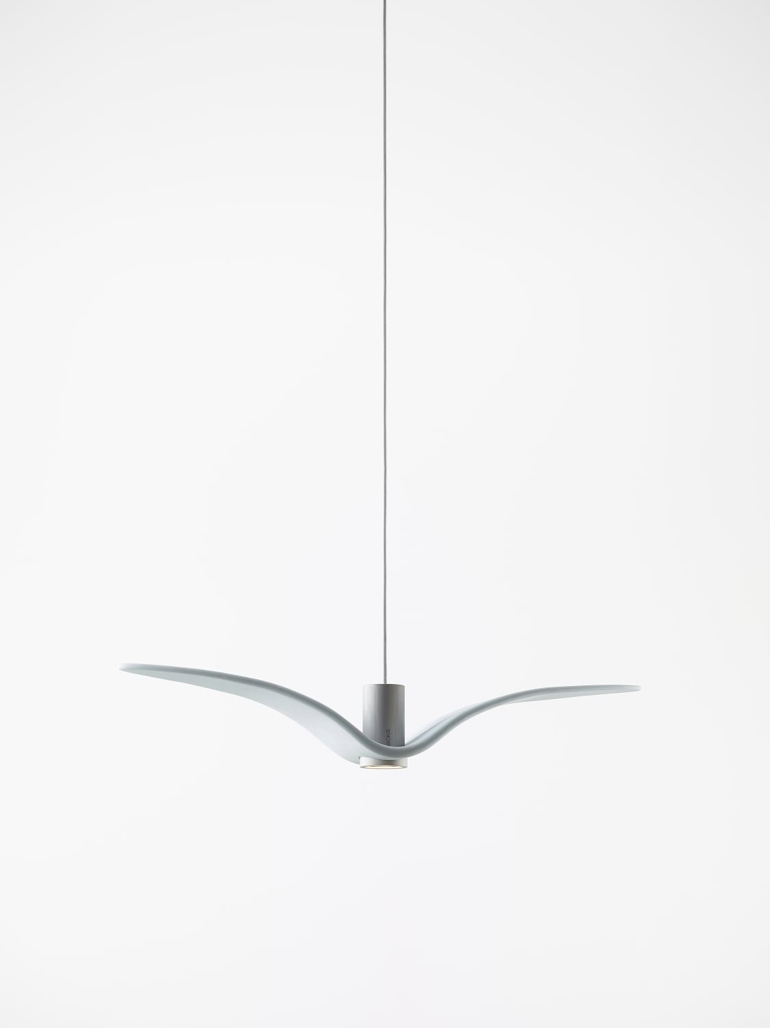 collections_pendant_night-birds-exterior-up_opal-massif-glass-and-silver-finish