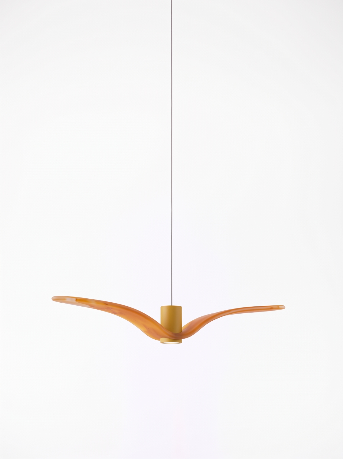collections_pendant_night-birds-up_brokisglass-orange-triplex-opal-matte-and-brass-gold-finish